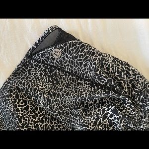 Lululemon hotty hot shorts